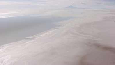 Paysages de survol du Salar blanc, Cordillère