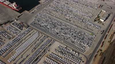 Port industriel de Béjaïa, véhicules entreposés