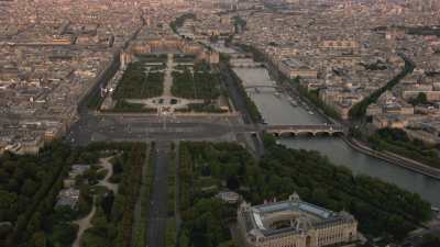 Le Louvre et la Seine