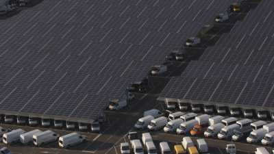 Toit solaire sur le parking de l'usine Renault,Sovab de Batilly