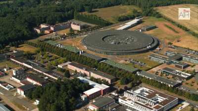 Le Synchrotron Soleil à Saint-Aubin (CEA & CNRS)