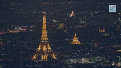 Paris la nuit : Plans larges sur la ville avec la tour Eiffel
