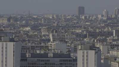 Toits de Paris et perspectives; la Défense, l'Arc de Triomphe