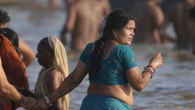 Bain lors de la Kumbh Mela