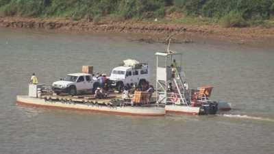 Transport de matériel par la rivière
