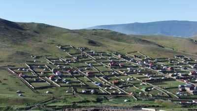 La ville d'Oulan Bator s'étend dans la steppe