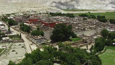 Lo-Mantang, ville fortifiée au coeur des montagnes