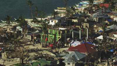 Villages sinistrés après le passage du  typhon Haiyan
