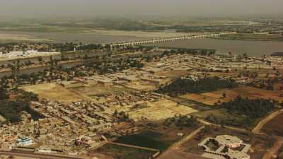 Complexe structure du barrage de Sukkur sur l'Indus