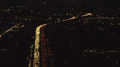 Los Angeles et sa ceinture d'autoroutes la nuit