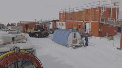 Déplacement d'équipement par mauvais temps pour le programme scientifique Solarice