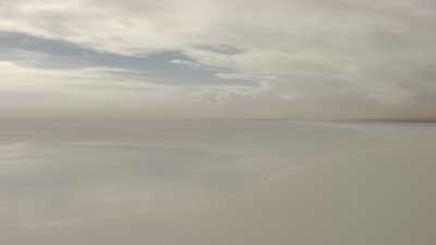 Vastes étendues blanches du Salar