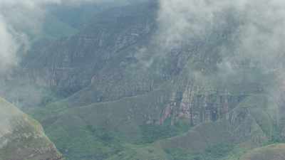 Parc National Amboro, collines verdoyantes