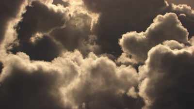 vol au cœur des nuages
