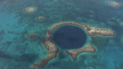 Le grand Trou Bleu du Bélize