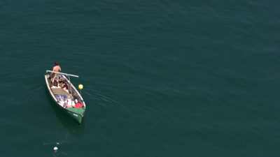 Un pêcheur traditionnel sur le Lac de Genève