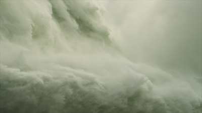 Spectaculaire lâcher des eaux du barrage de Xiaolangdi