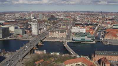 Copenhague, pont Langebro, canal et centre ville