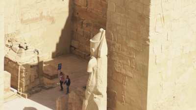 Temples de  Thoutmosis III, Ramsès II, Karnak et allée des Sphinx