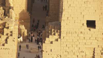 Temples de  Thoutmosis III, Ramsès II, Karnak et allée des Sphinx