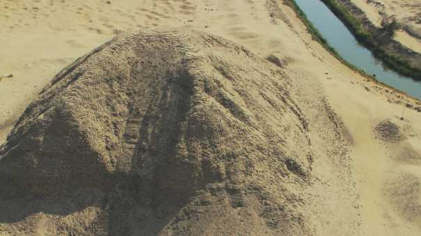 la pyramide de Hawara