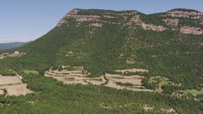 Falaises et forêts
