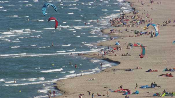 Plages et resorts sur le littoral près de Tarragone