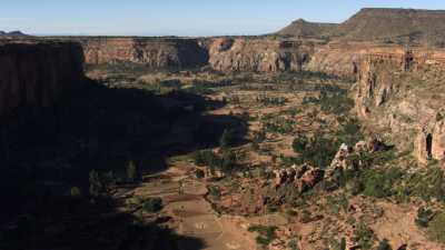Paysage de falaises et de champs, Tigray