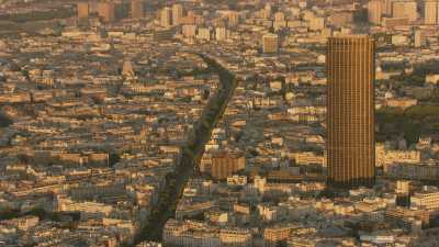 Tour Montparnasse et immeubles du front de Seine