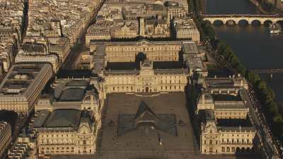 Le Louvre