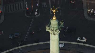 Place de la Bastille, la Colonne de Juillet,  l'Opéra Bastille