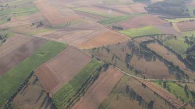 Champs et villages de campagne
