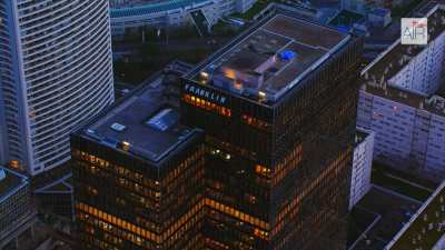 Le quartier de la Défense, vue au crépuscule et depuis Nanterre