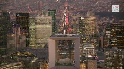 Paris La Défense et l'Axe Historique, le soir