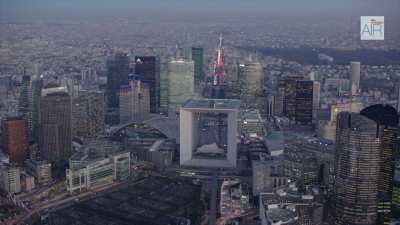 Paris La Défense, le soir