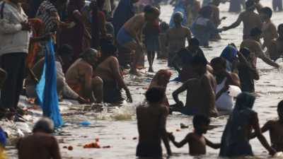 Bain lors de la Kumbh Mela