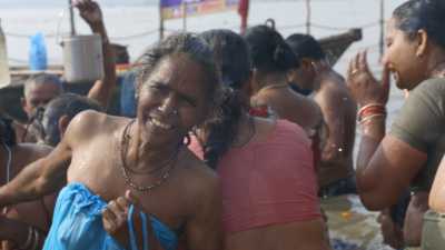 Bain lors de la Kumbh Mela