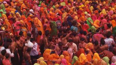 Holi, gros plans sur les participants