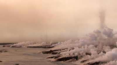 Eruptions sur le Holuhraun, épaisses colomnes de fumée