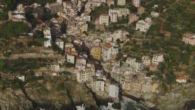Manarola, San Bernardino et montagnes