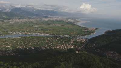 Port et plages de Carrare