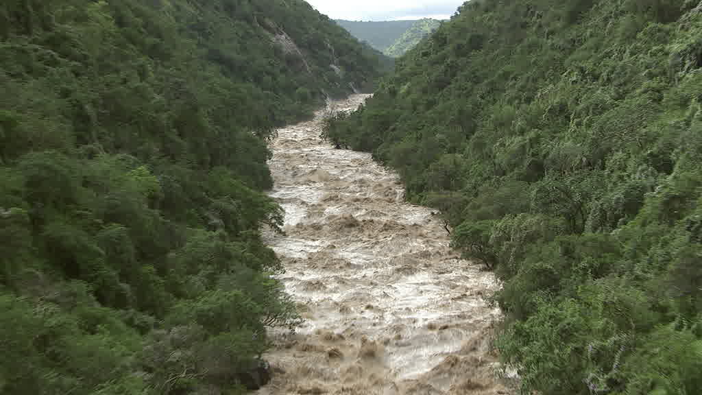 Rivière en crue près du lac Turkana