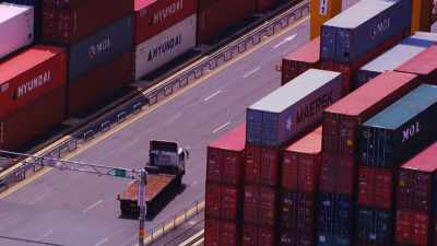 Port, conteneurs