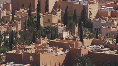 Résidences et leurs piscines à Ouarzazate