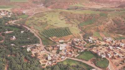 Village, montagnes dans les environs de Douar Shemch