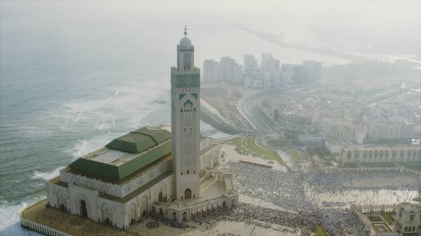 Prière de l'Aïd al-Adha devant la mosquée Hassan-II