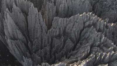 Le Parc National des  Tsingy de Bemaraha