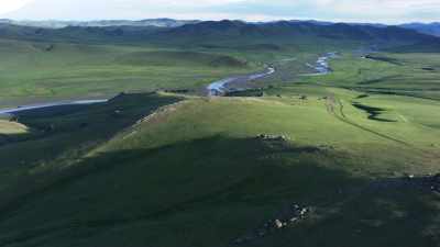 Les étendues des steppes mongoles
