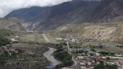 Atterrissage à Jomsom