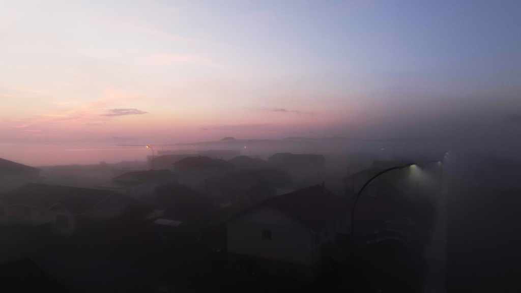 Miquelon dans la brume du petit matin